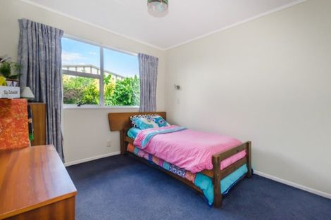 Photo of property in 3a Arthur Grove, Waikanae, 5036