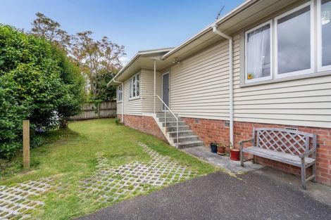 Photo of property in 2/29 Merriefield Avenue, Forrest Hill, Auckland, 0620