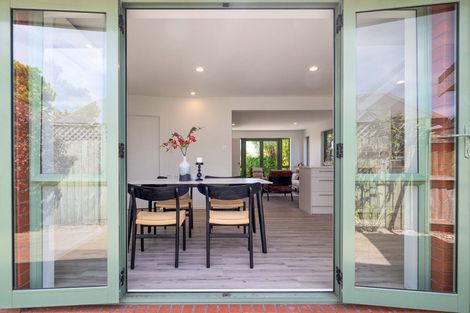 Photo of property in 88 Grahams Road, Burnside, Christchurch, 8041