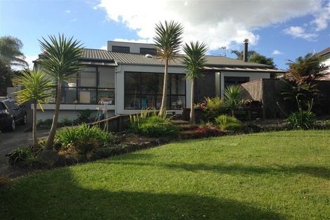 Photo of property in 5 Kaanapali Place, Wattle Downs, Auckland, 2103