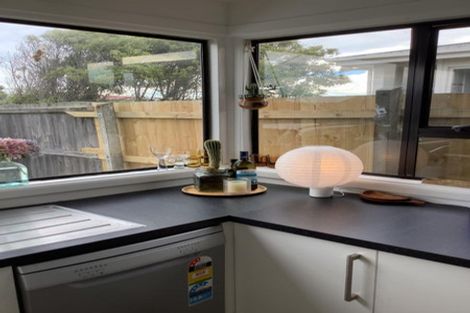 Photo of property in 12 Lonsdale Street, New Brighton, Christchurch, 8083