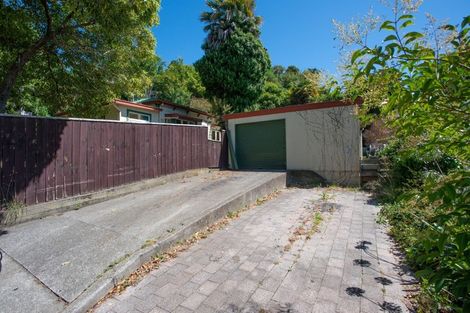 Photo of property in 32 Coote Road, Bluff Hill, Napier, 4110