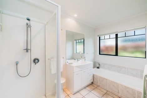 Photo of property in 3 Cabernet Close, Paraparaumu, 5032