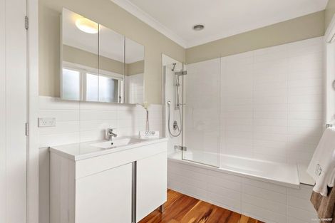 Photo of property in 8 Sandford Street, Campbells Bay, Auckland, 0630