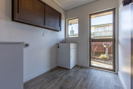 Photo of property in 17a Gaisford Terrace, Waipukurau, 4200