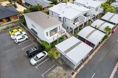 Photo of property in The Grange, 48/92 Bush Road, Albany, Auckland, 0632