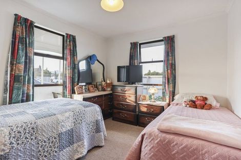 Photo of property in 4 Amberley Beach Road, Amberley, 7410