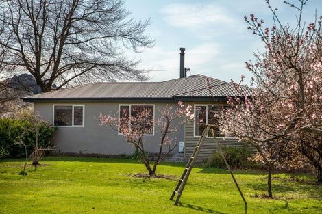 Photo of property in 58 Hawley Road, Blackmans, Alexandra, 9391