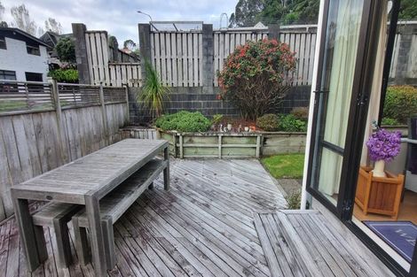 Photo of property in 4 Lombardy Place, Whalers Gate, New Plymouth, 4310