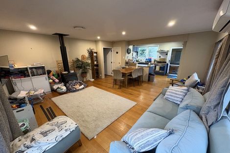 Photo of property in 103 Konini Road, Titirangi, Auckland, 0604