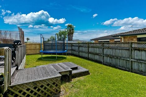 Photo of property in 23a Statesman Street, Henderson, Auckland, 0612