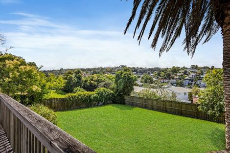 Photo of property in 2/80 Archers Road, Glenfield, Auckland, 0629