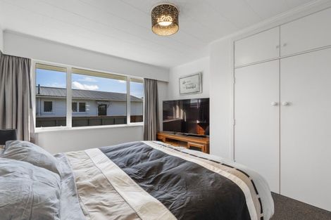 Photo of property in 135 Brecon Road, Stratford, 4332