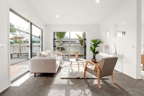 Photo of property in 106 Saint James Drive, Huntington, Hamilton, 3210