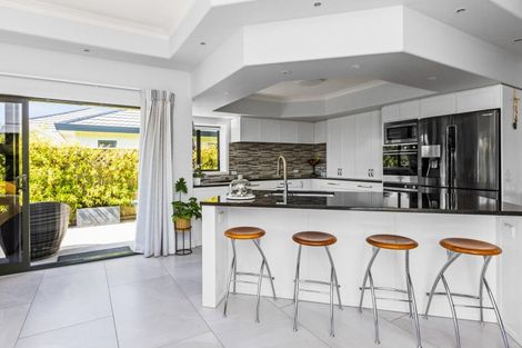 Photo of property in 36 Kensington Drive, Taradale, Napier, 4112