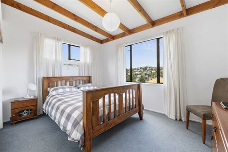 Photo of property in 27 Langton Road, Stanmore Bay, Whangaparaoa, 0932