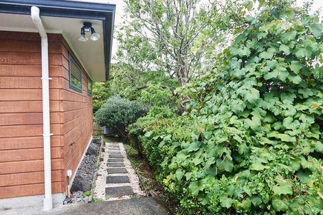 Photo of property in 30 Redwood Drive, Massey, Auckland, 0614