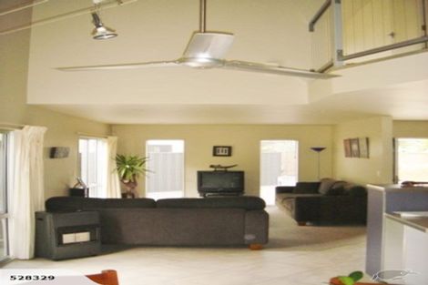 Photo of property in 35a Pukekura Place, Taradale, Napier, 4112