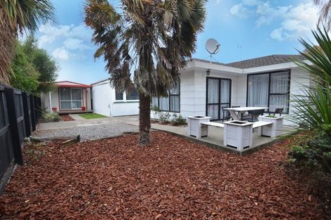 Photo of property in 33 Seymour Street, Hornby, Christchurch, 8042