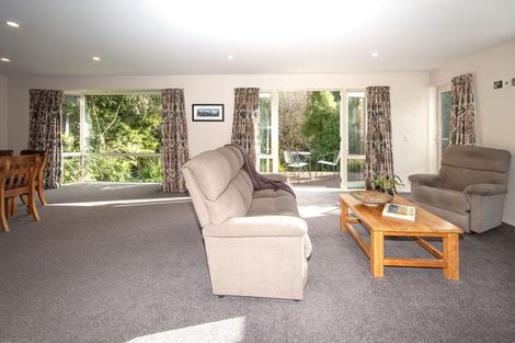 Photo of property in 98a Warren Crescent, Hillmorton, Christchurch, 8025