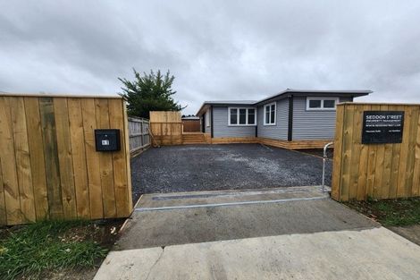 Photo of property in 81 Strathmore Avenue, Levin, 5510