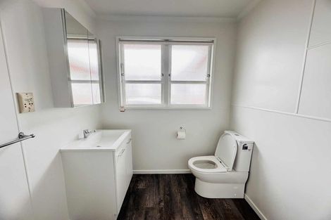 Photo of property in 676 Main Street, Palmerston North, 4414