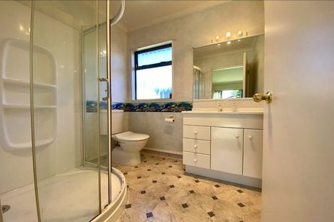 Photo of property in 9 Flemington Place, Taradale, Napier, 4112