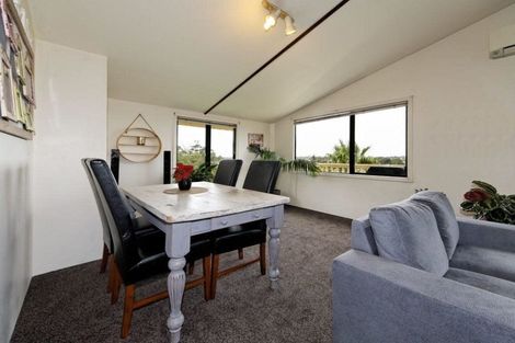 Photo of property in 53 Don Buck Road, Massey, Auckland, 0614