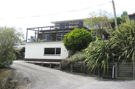 Photo of property in 120 Wellington Street, Picton, 7220