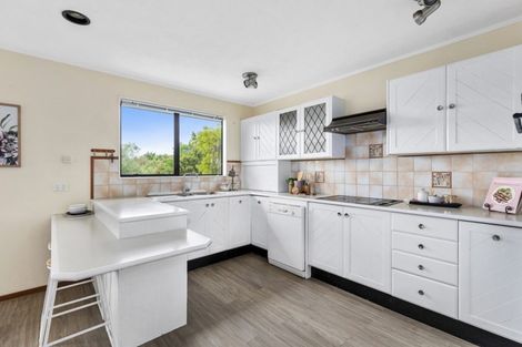 Photo of property in 33 Shackle Lane, Whitby, Porirua, 5024