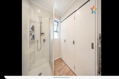 Photo of property in 394a Cambridge Terrace, Naenae, Lower Hutt, 5011