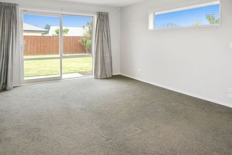 Photo of property in 6 Highworth Crescent, Rolleston, 7615