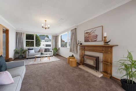 Photo of property in 3 Paynters Avenue, Strandon, New Plymouth, 4312
