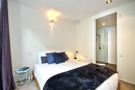 Photo of property in The Beeches Apartments, 7/60 Hallenstein Street, Queenstown, 9300
