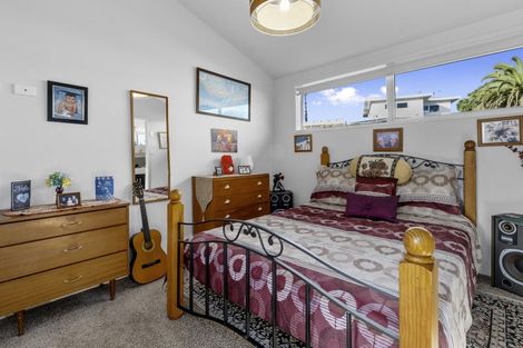Photo of property in 2/21 Sardinia Rise, Bethlehem, Tauranga, 3110