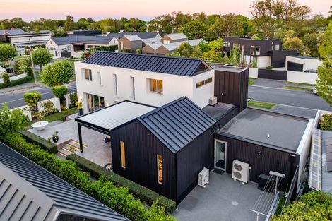 Photo of property in 57 Garden Road, Merivale, Christchurch, 8014