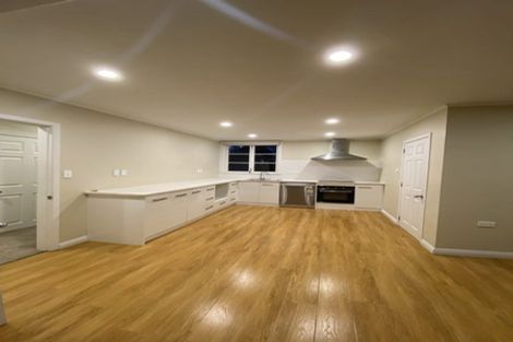 Photo of property in 187 Browns Bay Road, Browns Bay, Auckland, 0630