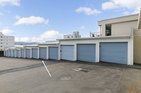 Photo of property in Jerningham Apartments, 20 Oriental Terrace, Oriental Bay, Wellington, 6011