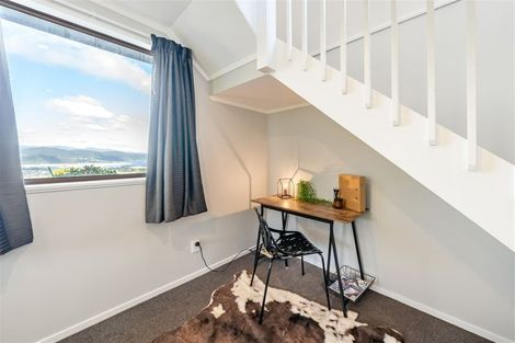 Photo of property in 7a Eastview Grove, Normandale, Lower Hutt, 5010