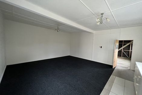 Photo of property in 243 Mcleavey Road, Ohau, Levin, 5570