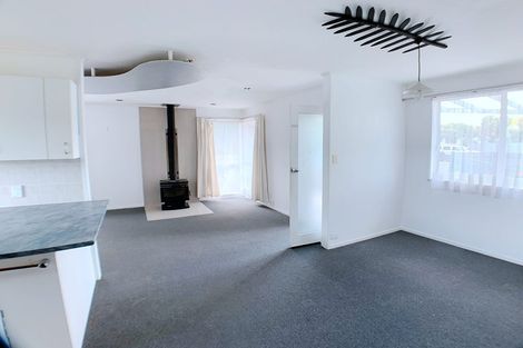 Photo of property in 385 Bucklands Beach Road, Bucklands Beach, Auckland, 2012