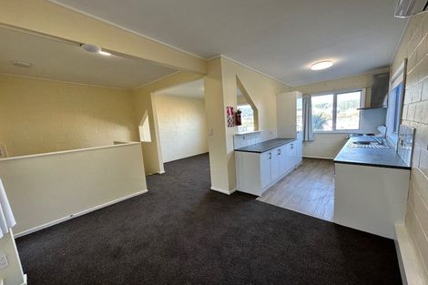 Photo of property in Carillion/the Knoll, 33 Thompson Street, Mount Cook, Wellington, 6011