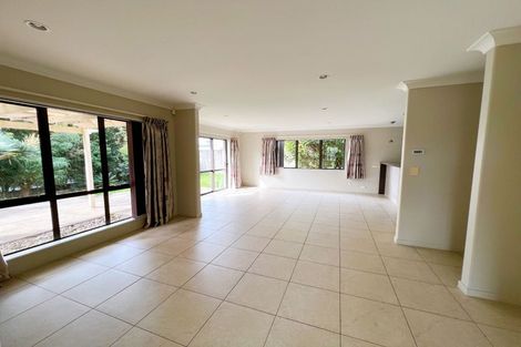 Photo of property in 9 Laurel Oak Drive, Schnapper Rock, Auckland, 0632