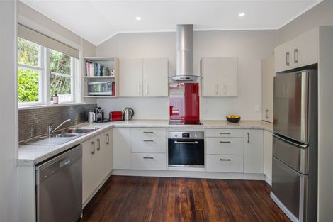 Photo of property in 35 Hindmarsh Street, Johnsonville, Wellington, 6037