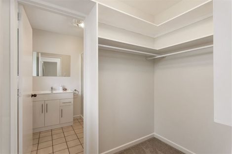 Photo of property in 12 Gleneagles Terrace, Ilam, Christchurch, 8053