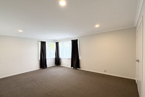 Photo of property in 25 Kereru Street, Henderson, Auckland, 0612