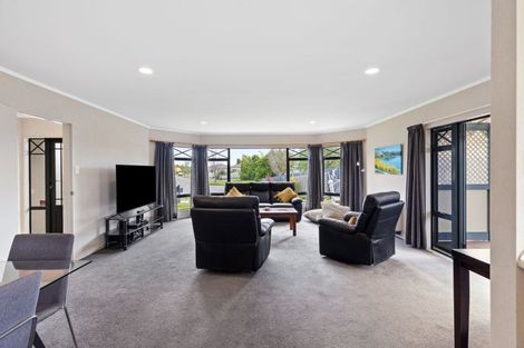 Photo of property in 37 Madison Avenue, Milson, Palmerston North, 4414