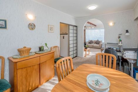 Photo of property in 6 Paretai Grove, Waikanae, 5036