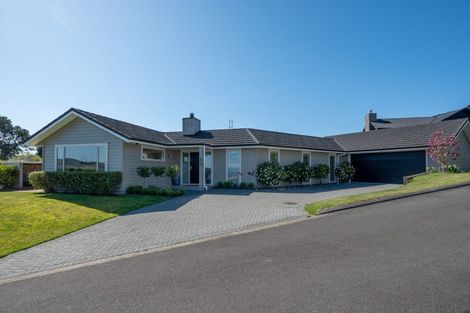 Photo of property in 33 Bodes Lane, Kinloch, Taupo, 3377