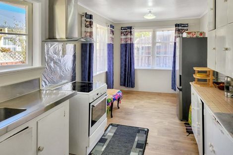 Photo of property in 199 Riverside Drive, Waterloo, Lower Hutt, 5011